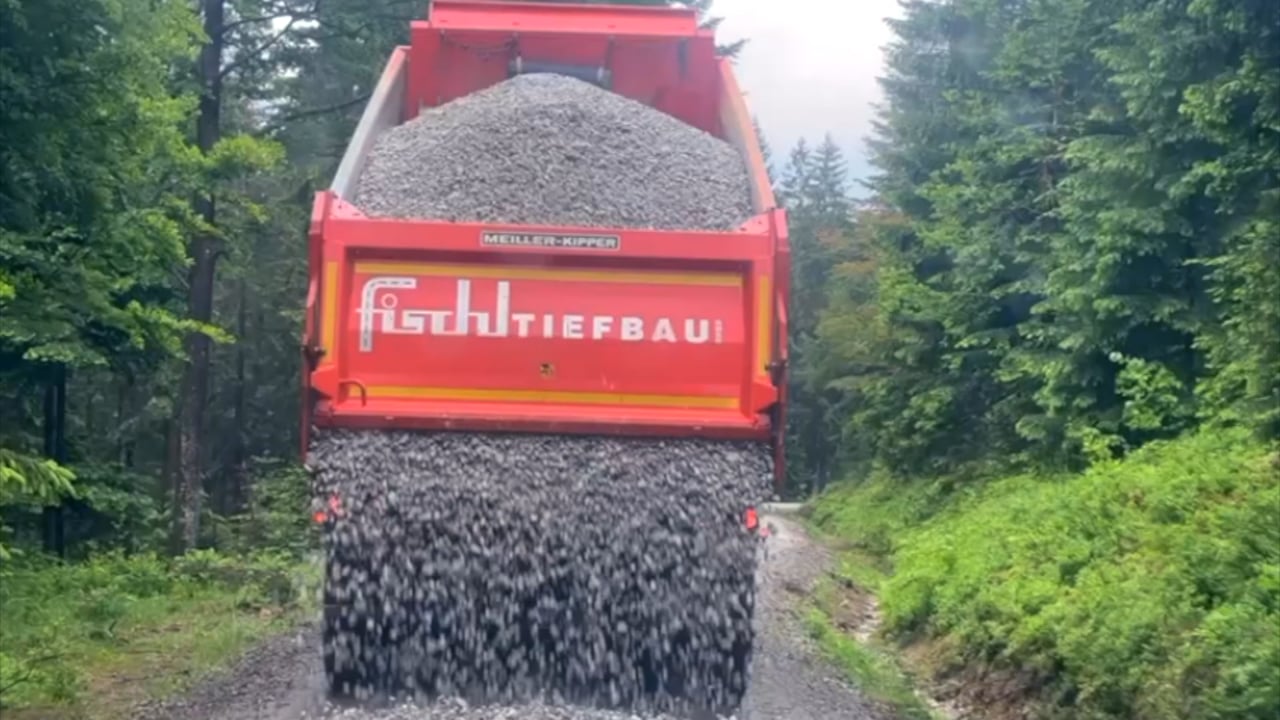 Fischl Schotterwerk – Schotter-Ausbringung